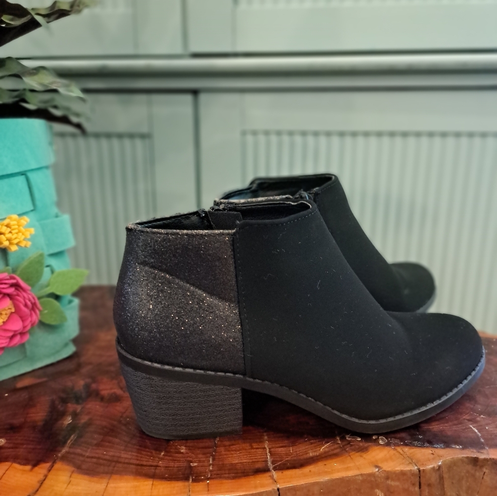 Black Booties